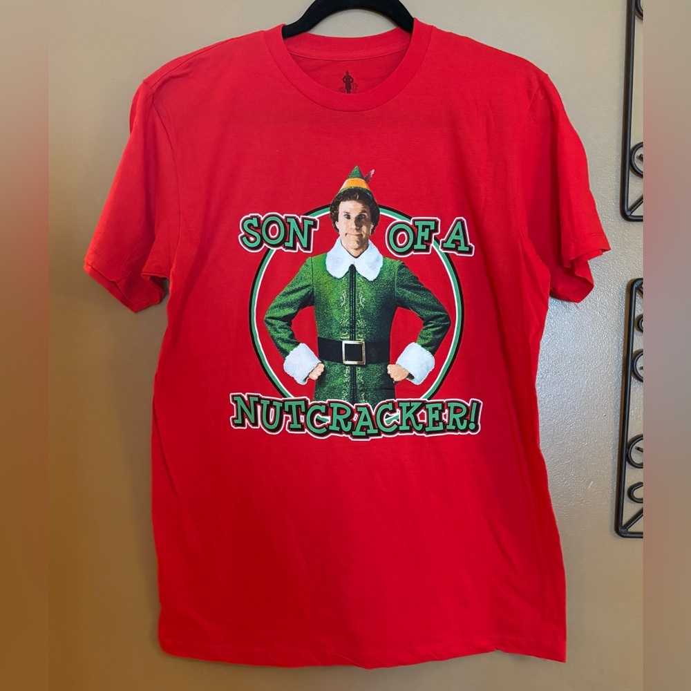 Red Elf Son of a Nutcracker Graphic T-Shirt Size Medium NWOT